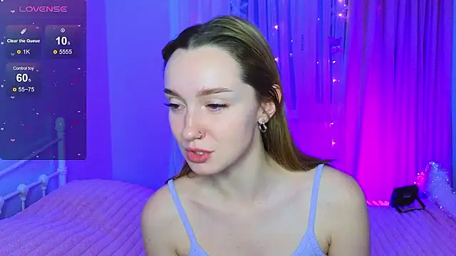 Snapshot of Wild_Sophie_ chatting on 01/08/26, 03:36 Wild Sophie online show from 01/08/26, 03:36