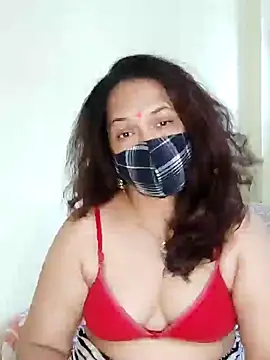 Snapshot of Anika-Bhabhi chatting on 01/18/25, 07:07 Anika-Bhabhi online show from 01/18/25, 07:07