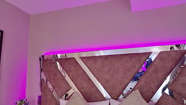 Snapshot of KatherineGomez chatting on 03/13/26, 02:18 KatherineGomez online show from 03/13/26, 02:18