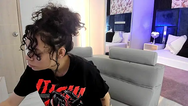 Snapshot of KatherineGomez chatting on 03/30/26, 02:45 KatherineGomez online show from 03/30/26, 02:45