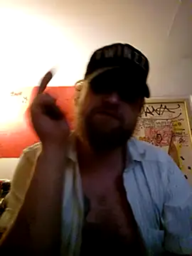 Snapshot of Ozomitro chatting on 02/13/25, 12:13 Ozomitro online show from 02/13/25, 12:13