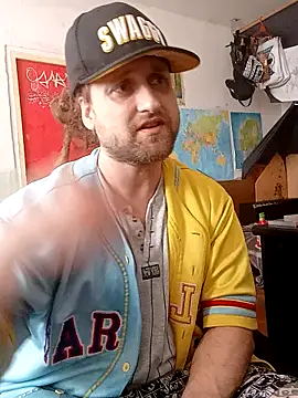 Snapshot of Ozomitro chatting on 03/11/25, 12:17 Ozomitro online show from 03/11/25, 12:17