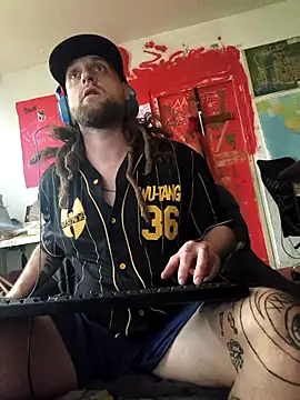 Ozomitro online show from 10/31/25, 02:51