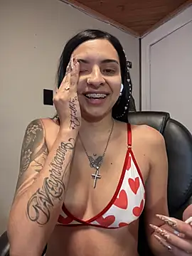 Hilary pinkk online show from 11/27/25, 02:57