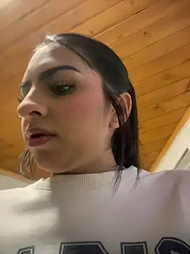 Hilary pinkk online show from 01/16/26, 02:04