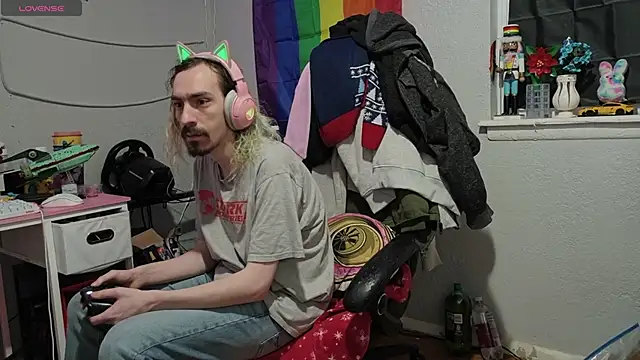 tallnerdyguy online show from 01/19/26, 01:42