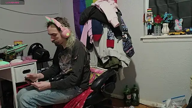 tallnerdyguy online show from 02/05/26, 02:38