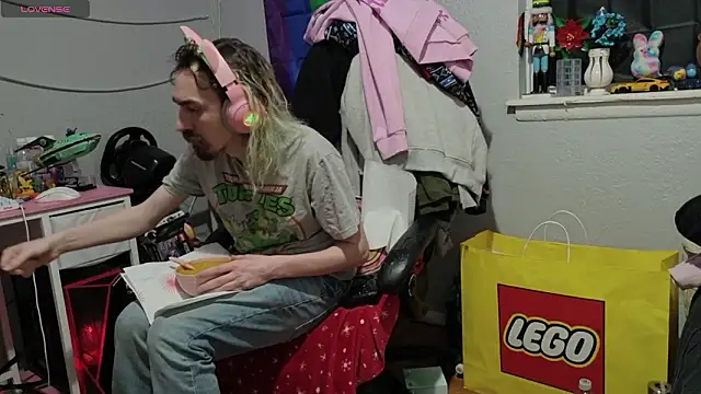 tallnerdyguy online show from 02/08/26, 03:10