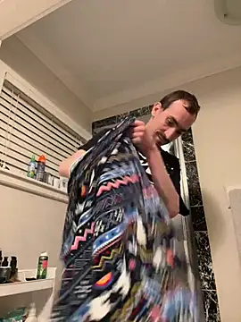 tallnerdyguy online show from 06/07/26, 03:32