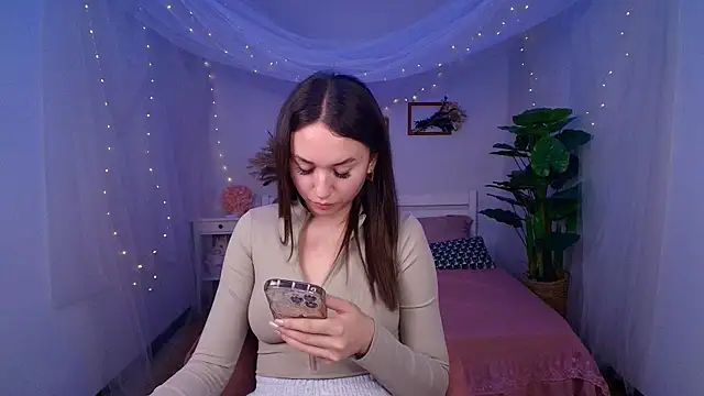 Snapshot of margeriTirell chatting on 05/31/26, 03:47 margeriTirell online show from 05/31/26, 03:47