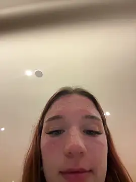 Snapshot of Shirley_Thomas chatting on 11/20/25, 01:06 Shirley Thomas online show from 11/20/25, 01:06