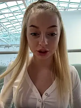 Snapshot of melissa_grr chatting on 02/02/25, 12:24 melissa grr online show from 02/02/25, 12:24