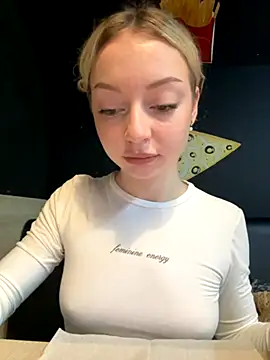 melissa grr online show from 11/15/25, 04:36