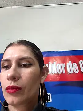 Alysson-- online show from 12/17/25, 02:23