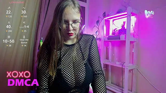 Snapshot of Your_Penny_ chatting on 12/21/24, 09:04 Your Penny online show from 12/21/24, 09:04