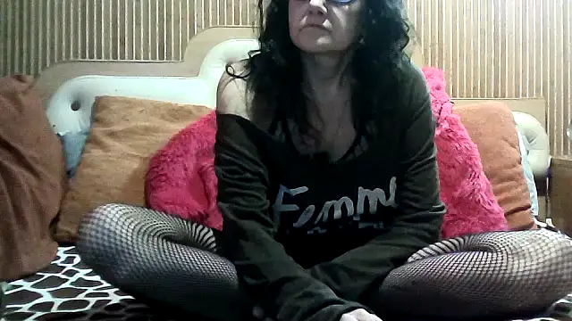 AlanaLaDream online show from 02/13/26, 02:02