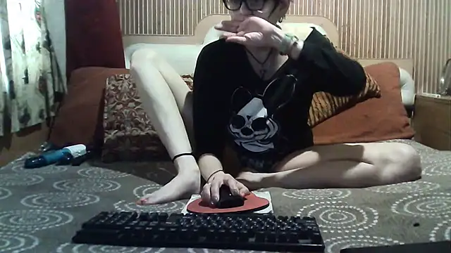 AlanaLaDream online show from 04/02/26, 12:14