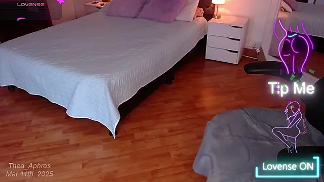 Snapshot of Thea_Aphros_ chatting on 03/12/25, 02:20 Thea Aphros online show from 03/12/25, 02:20