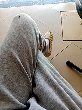 Snapshot of Anal_Fisting9 chatting on 02/25/25, 01:06 Anal Fisting9 online show from 02/25/25, 01:06