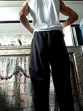 Snapshot of Anal_Fisting9 chatting on 11/05/25, 12:27 Anal Fisting9 online show from 11/05/25, 12:27