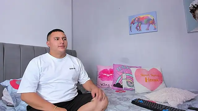 naughtyloverss online show from 11/03/25, 04:30