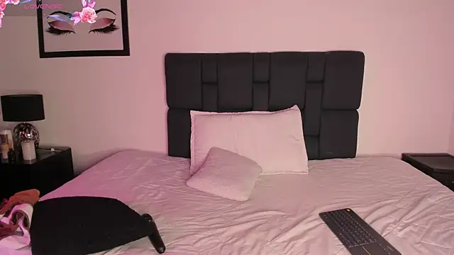 Khenta Michells online show from 01/14/26, 10:32