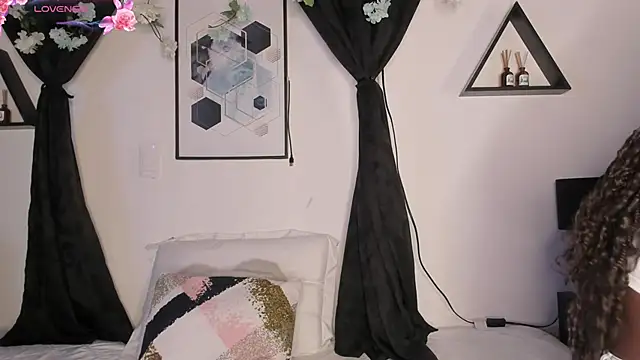 Khenta Michells online show from 03/21/26, 10:09