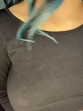 Snapshot of takahiro_sora7 chatting on 02/12/26, 02:34 takahiro sora7 online show from 02/12/26, 02:34