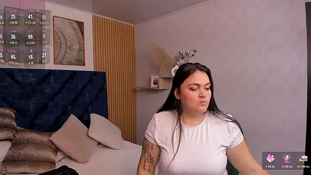 Snapshot of Charlotte_Mayer chatting on 04/08/26, 11:32 Charlotte Mayer online show from 04/08/26, 11:32