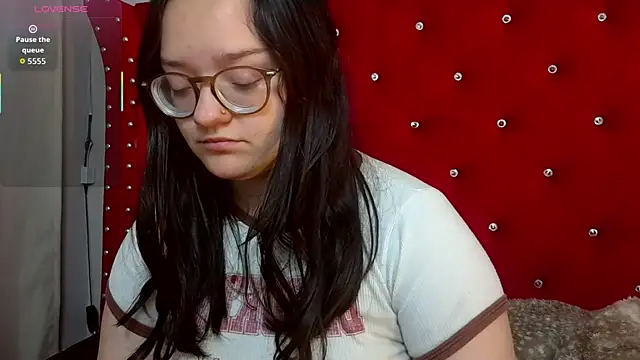 charlotte1-ls online show from 10/23/25, 09:24