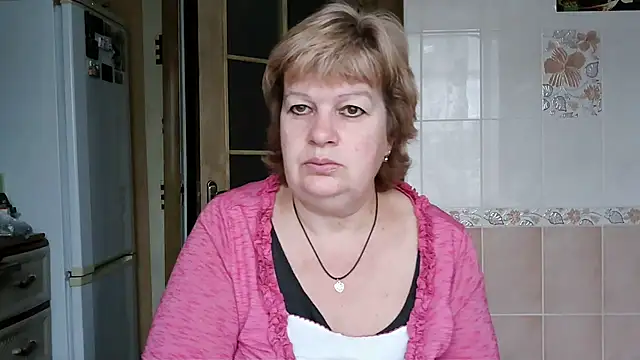 Snapshot of Ettie_Tonia chatting on 01/03/25, 11:46 Ettie Tonia online show from 01/03/25, 11:46