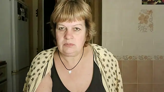 Snapshot of Ettie_Tonia chatting on 02/09/25, 04:40 Ettie Tonia online show from 02/09/25, 04:40