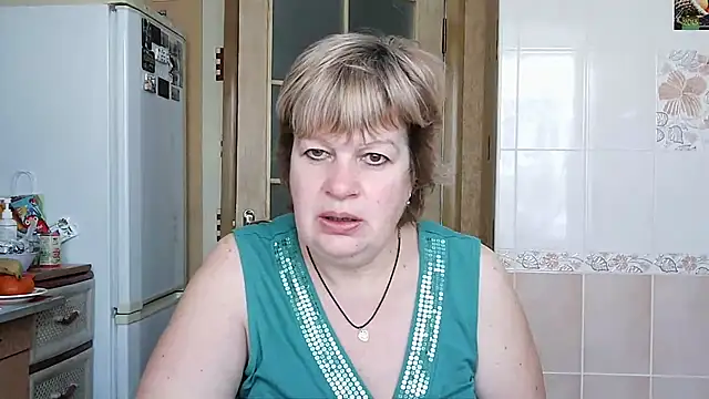 Snapshot of Ettie_Tonia chatting on 02/22/25, 08:40 Ettie Tonia online show from 02/22/25, 08:40