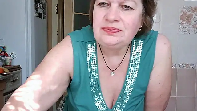 Snapshot of Ettie_Tonia chatting on 02/23/25, 11:33 Ettie Tonia online show from 02/23/25, 11:33