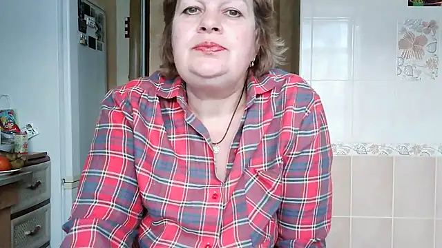 Snapshot of Ettie_Tonia chatting on 02/24/25, 02:48 Ettie Tonia online show from 02/24/25, 02:48