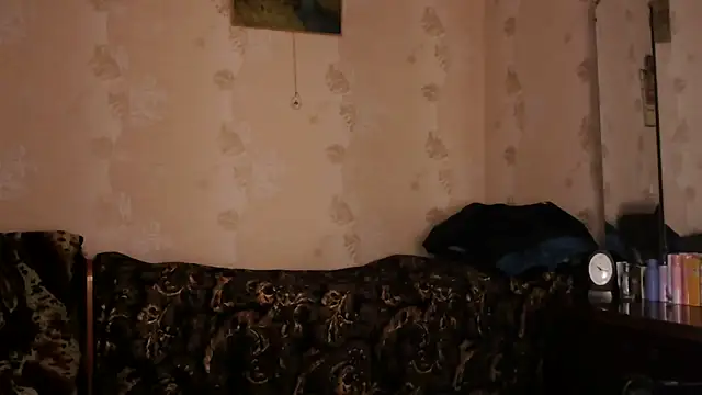 Snapshot of Ettie_Tonia chatting on 11/30/25, 08:18 Ettie Tonia online show from 11/30/25, 08:18