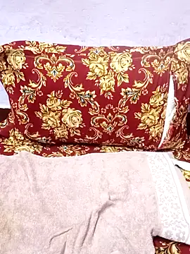 Snapshot of Dr_Kamsutra chatting on 03/18/25, 11:08 Dr Kamsutra online show from 03/18/25, 11:08