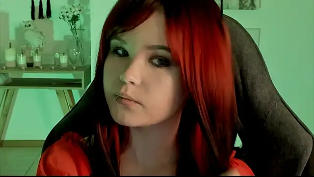 Elainebeness online show from 01/12/25, 04:18