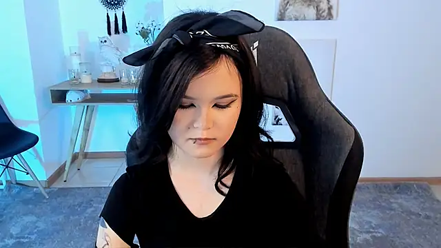 Elainebeness online show from 02/26/25, 07:27