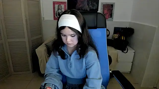 Elainebeness online show from 10/01/25, 07:31