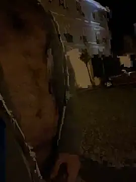 Snapshot of Manelho chatting on 11/14/25, 02:10 Manelho online show from 11/14/25, 02:10