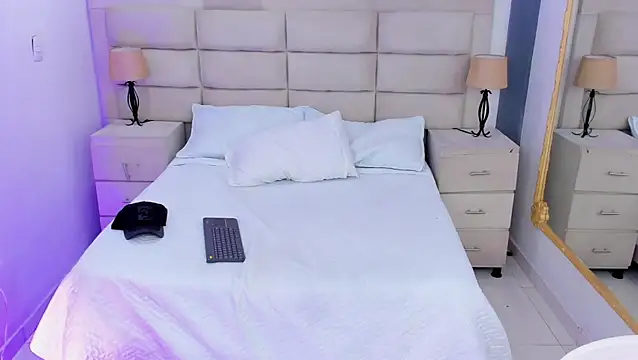 Snapshot of JackBlanco_ chatting on 01/11/25, 08:11 JackBlanco online show from 01/11/25, 08:11