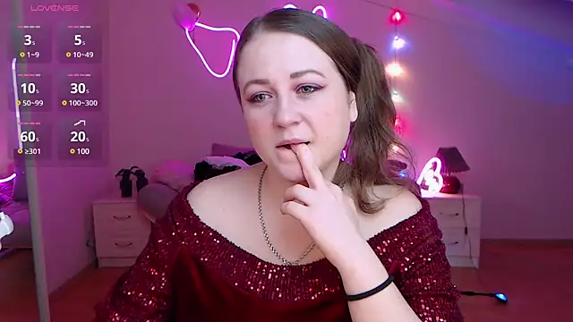 Snapshot of LizzyShine chatting on 01/10/25, 05:34 LizzyShine online show from 01/10/25, 05:34