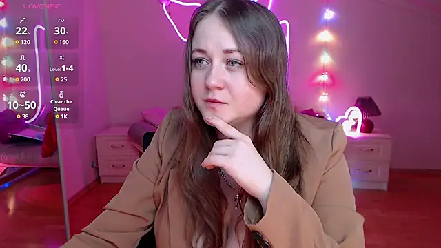 Snapshot of LizzyShine chatting on 01/19/25, 03:53 LizzyShine online show from 01/19/25, 03:53