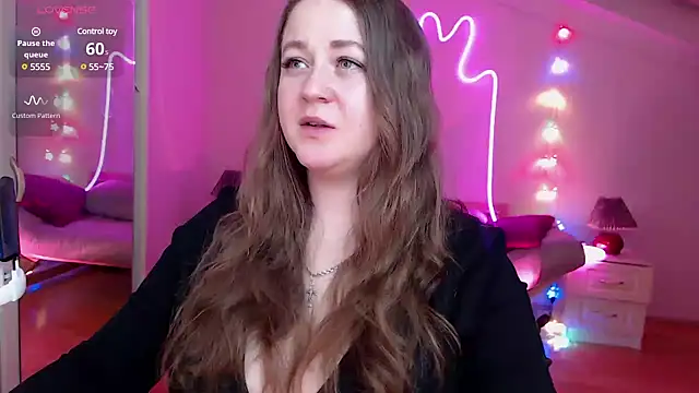 Snapshot of LizzyShine chatting on 02/03/25, 05:46 LizzyShine online show from 02/03/25, 05:46