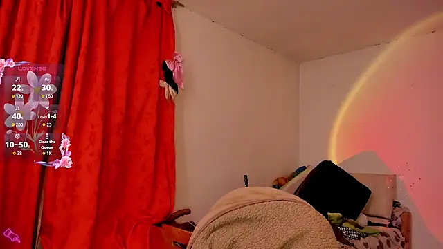 Miss oliviaa online show from 11/07/25, 11:49