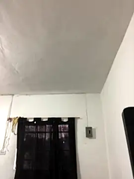 Snapshot of logannth chatting on 11/15/25, 03:19 logannth online show from 11/15/25, 03:19