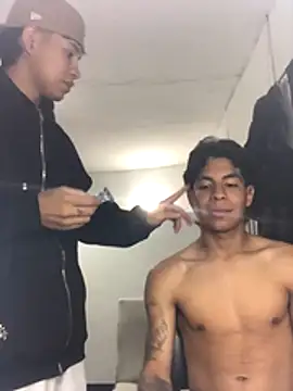 Snapshot of logannth chatting on 12/04/25, 04:00 logannth online show from 12/04/25, 04:00