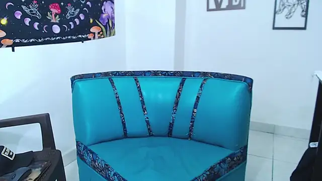 logannth online show from 04/10/26, 04:17