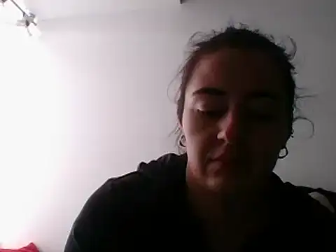  karlie kloss  online show from 12/10/24, 06:49